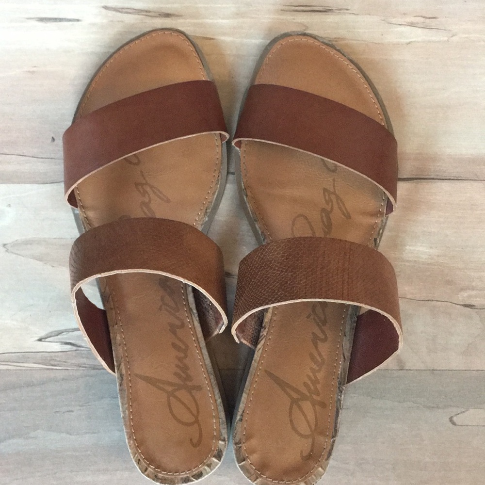 American Rag Sandals - Picture 3 of 4
